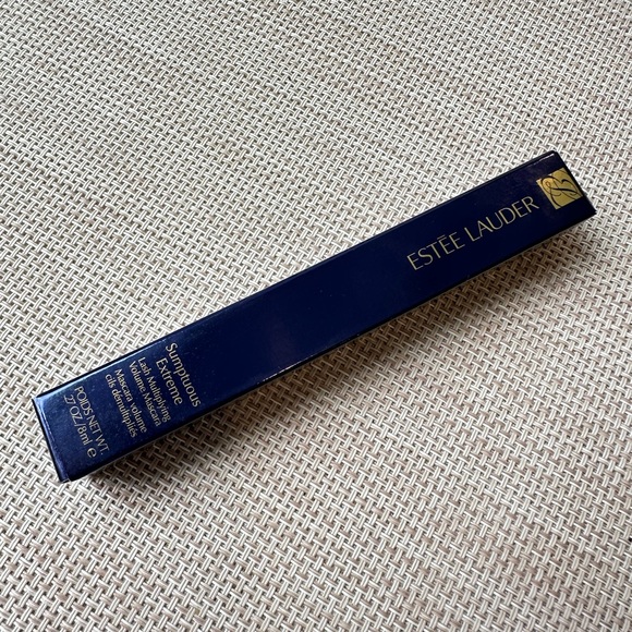 Estée Lauder Sumptuous Extreme Lash Multiplying Volume Mascara new with box - Picture 3 of 6